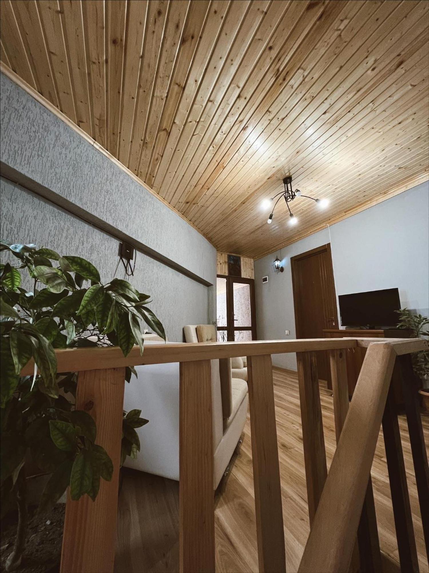 Guest House Nikala Mestia Exteriér fotografie