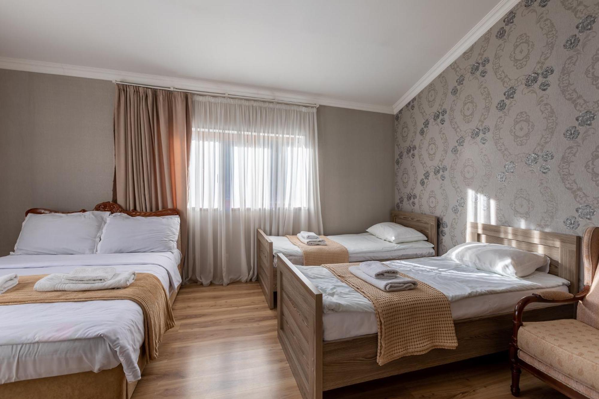 Guest House Nikala Mestia Exteriér fotografie